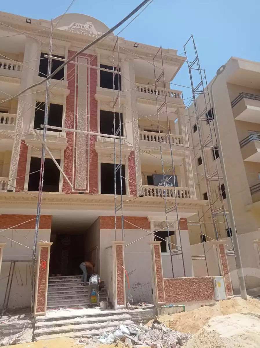 https://aqarmap.com.eg/en/listing/6069656-for-sale-cairo-new-cairo-ganob-el-akadamiya-south-academy-d-khaled-ibn-el-waleed-st