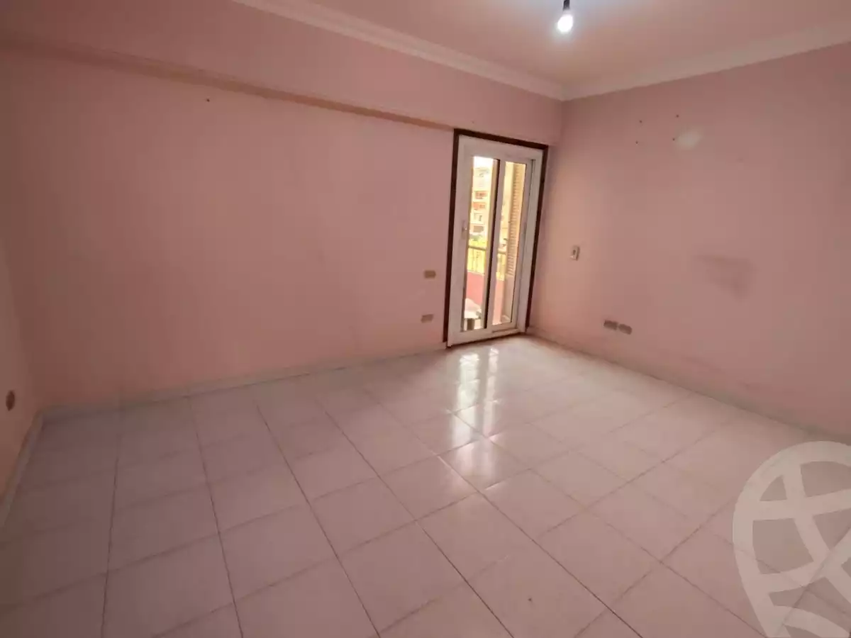 https://aqarmap.com.eg/en/listing/6070347-for-rent-cairo-mokattam-lhdb-l-ly