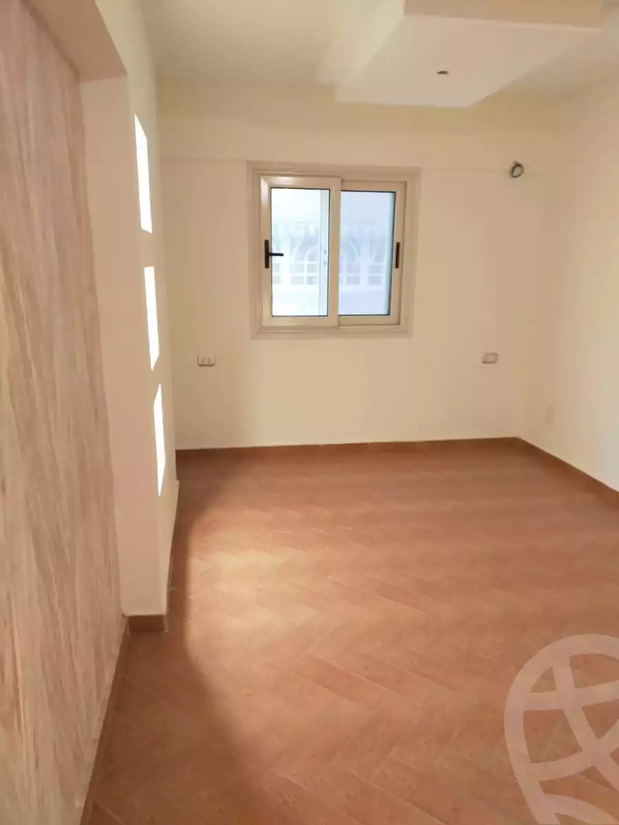 https://aqarmap.com.eg/ar/listing/6070645-for-rent-alexandria-ganaklis-shr-bw-qyr-tryq-lhry