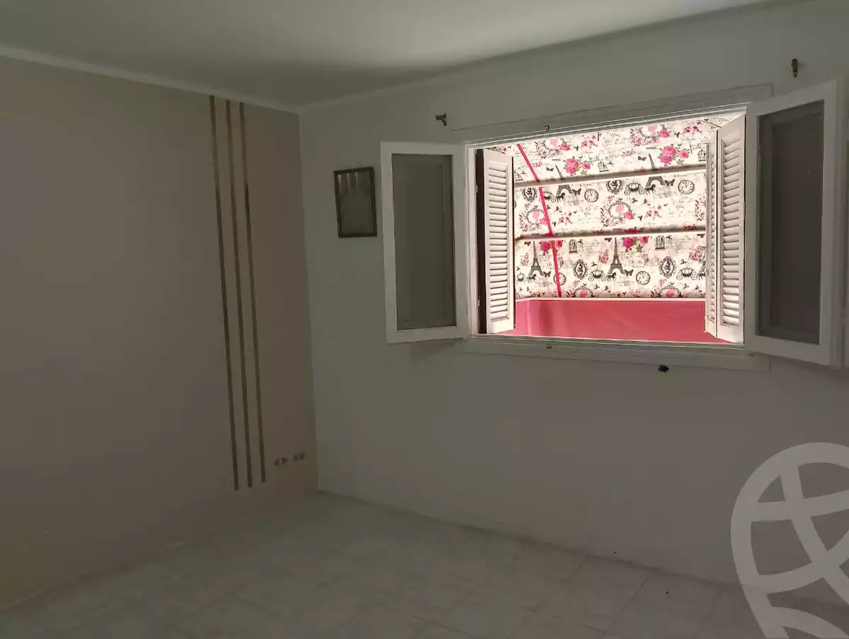 https://aqarmap.com.eg/ar/listing/6070704-for-sale-alexandria-l-jmy-lbytsh-al-aeda-al-kadema-st