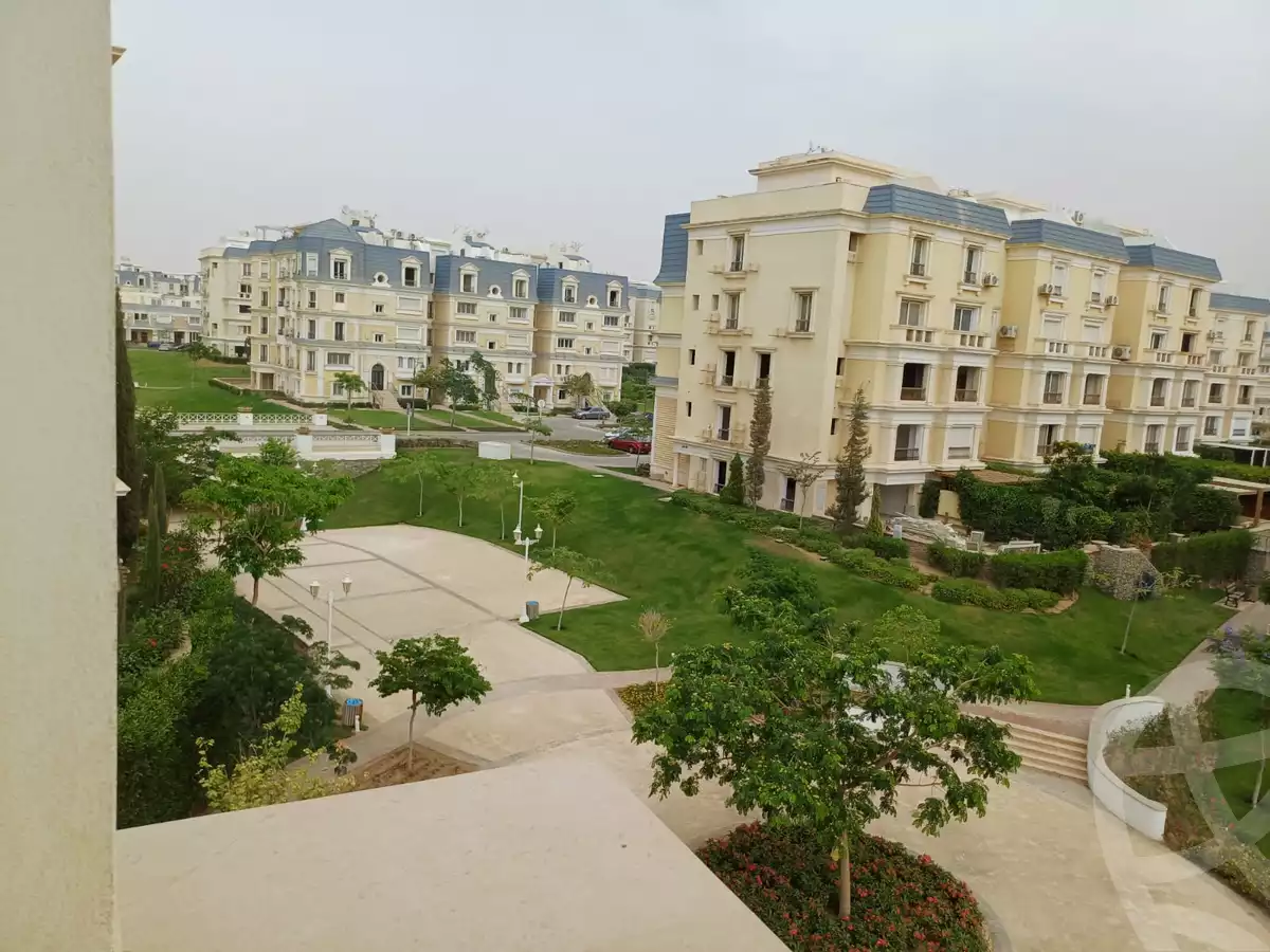 https://aqarmap.com.eg/en/listing/6071820-for-sale-cairo-new-cairo-compounds-mountain-view-hyde-park