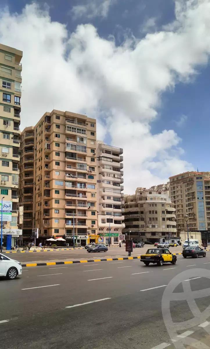 https://aqarmap.com.eg/ar/listing/6071837-for-sale-alexandria-sydy-bshr-tryq-ljysh