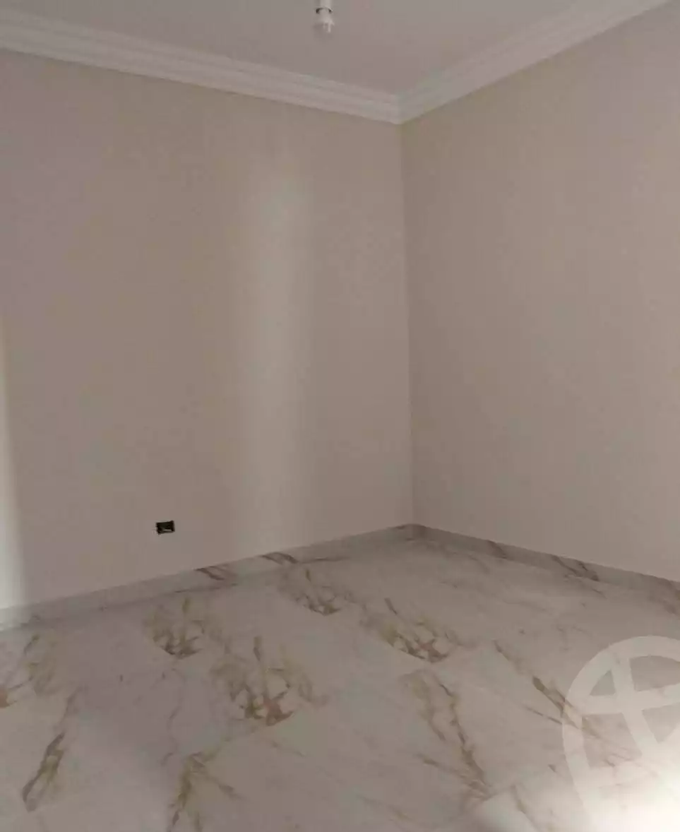 https://aqarmap.com.eg/ar/listing/6072057-for-sale-alexandria-camp-cesar-heliopolis-st-alex