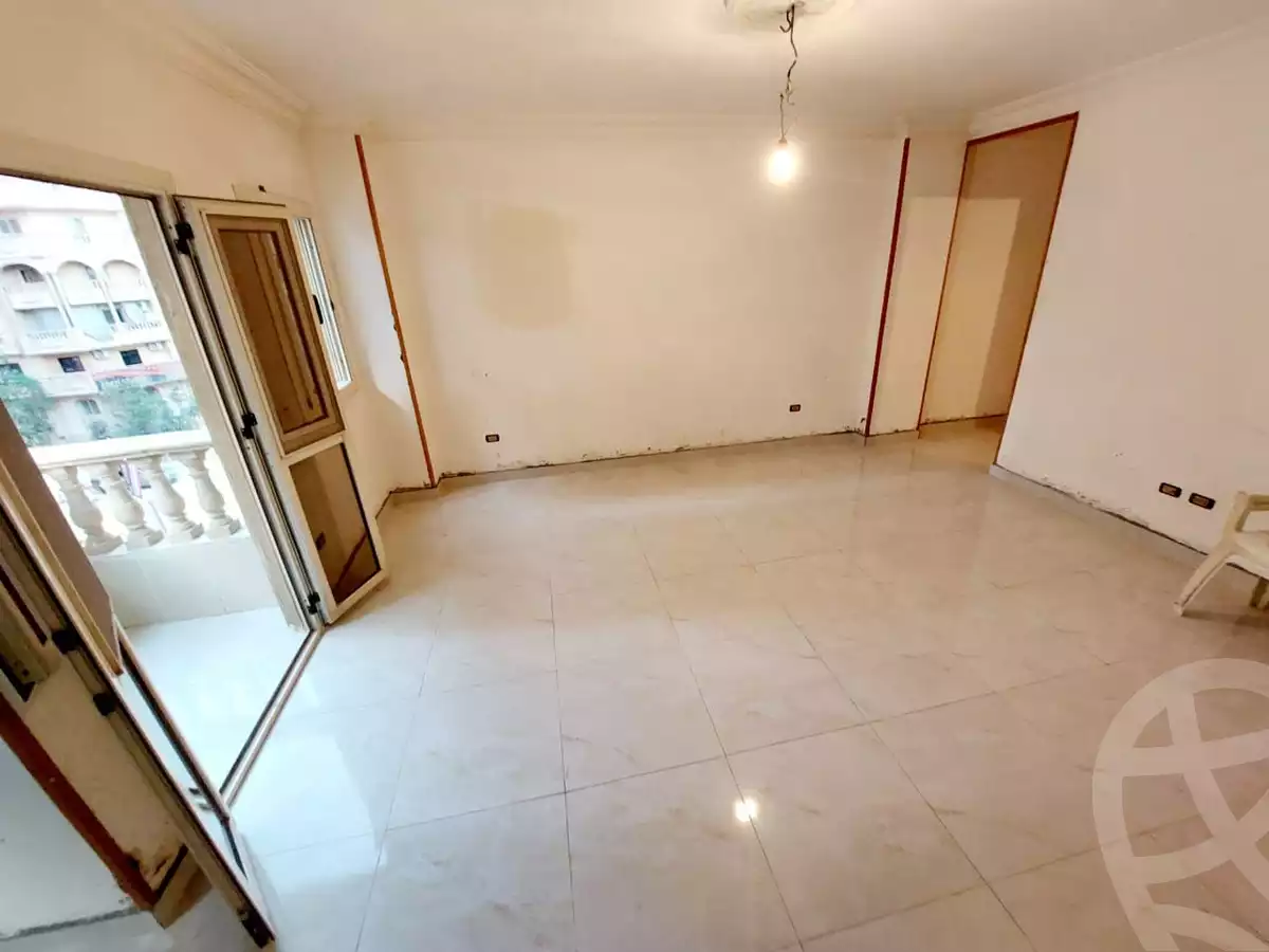 https://aqarmap.com.eg/en/listing/6072720-for-sale-cairo-mokattam-el-hadabah-el-wosta-8th-zone