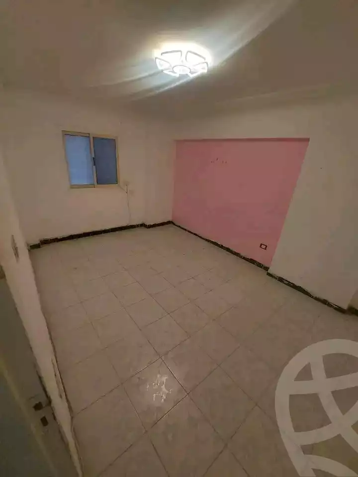 https://aqarmap.com.eg/en/listing/6072825-for-rent-cairo-helwan-helwan-el-sharkeya-heidar-st
