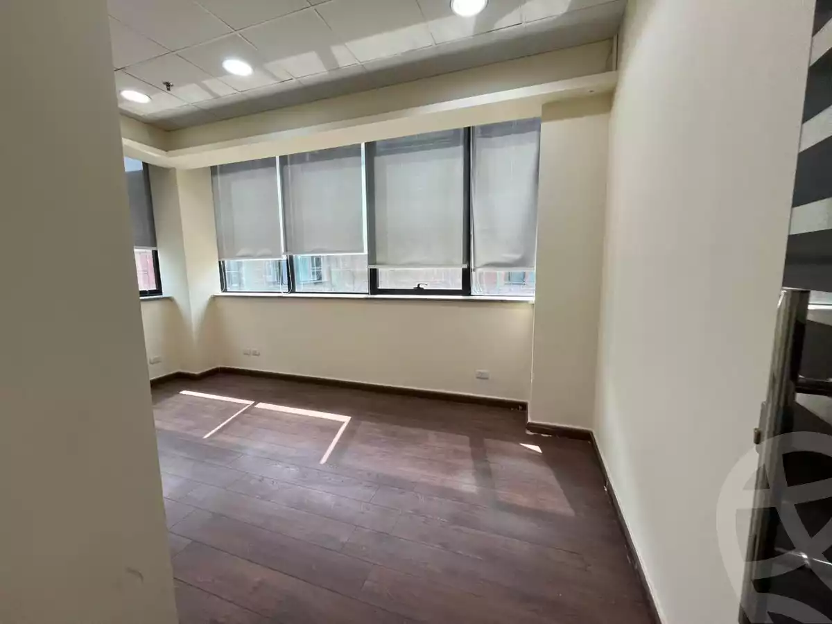 https://aqarmap.com.eg/en/listing/6072811-for-rent-cairo-new-cairo-90th-street-south-teseen-st