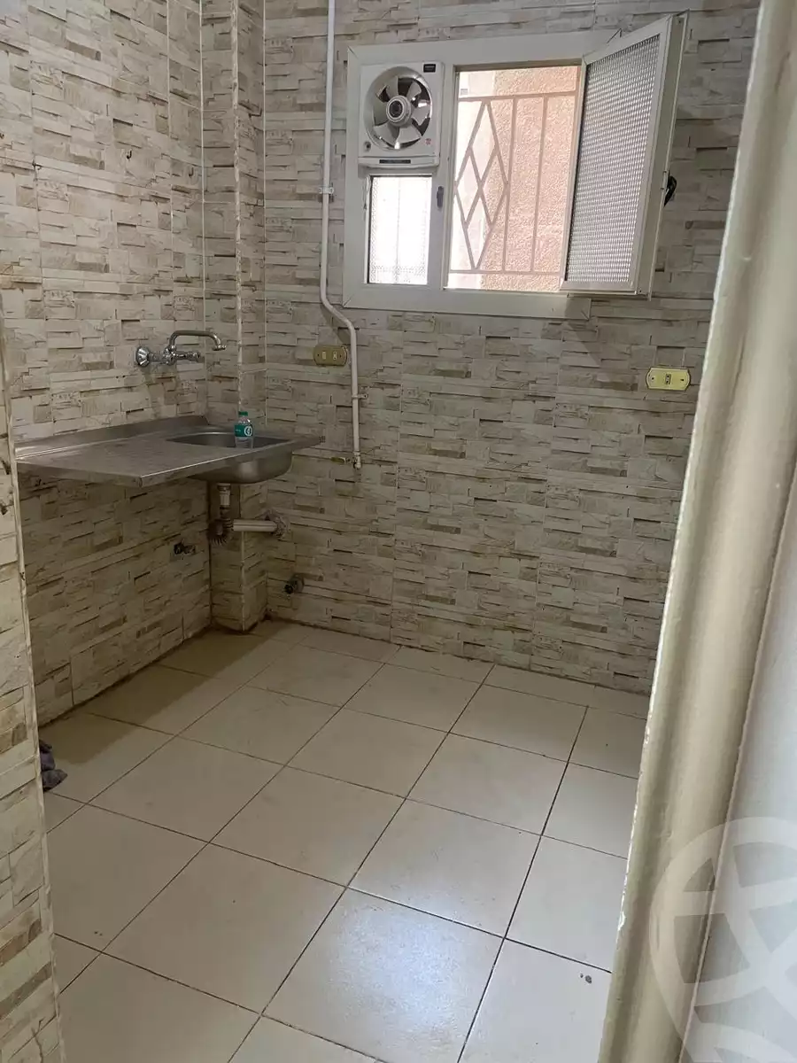 https://aqarmap.com.eg/en/listing/6072981-for-rent-cairo-el-mohandesen-shareaa-ahmed-orabi