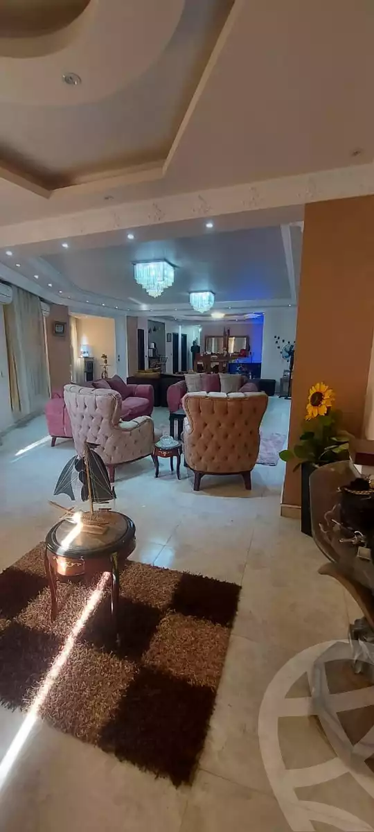 https://aqarmap.com.eg/en/listing/6073753-for-sale-cairo-new-cairo-ganob-el-akadamiya-south-academy-z