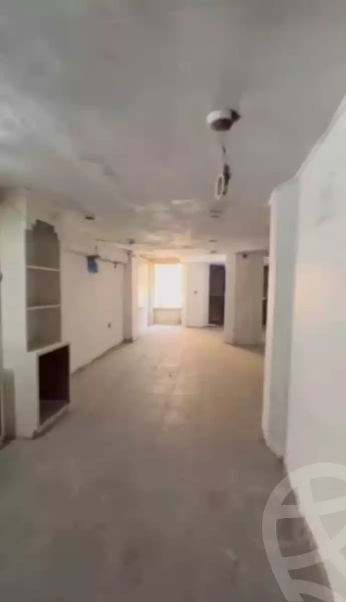 https://aqarmap.com.eg/ar/listing/6053210-for-sale-alexandria-glim-mostafa-maher-st