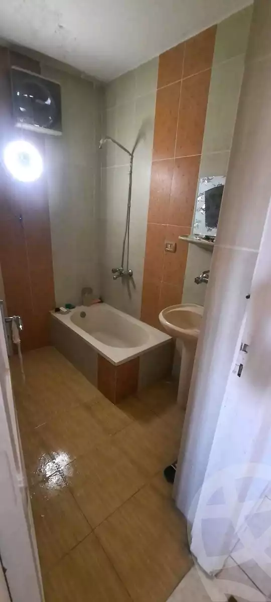 https://aqarmap.com.eg/en/listing/6074865-for-sale-alexandria-l-jmy-lbytsh-shahr-al-assal-st