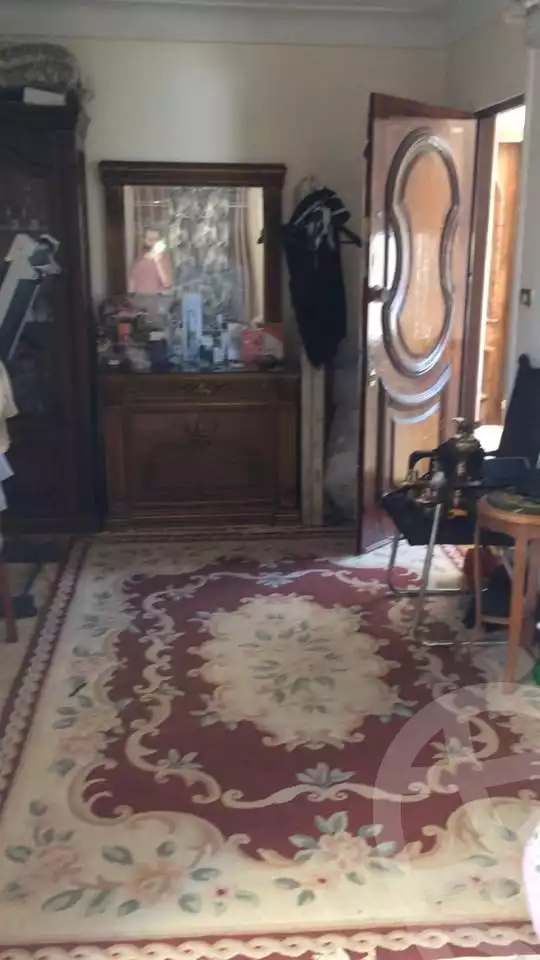https://aqarmap.com.eg/ar/listing/6075675-for-sale-alexandria-moharram-bey-kanal-al-mahmoudeya-al-bahri-st