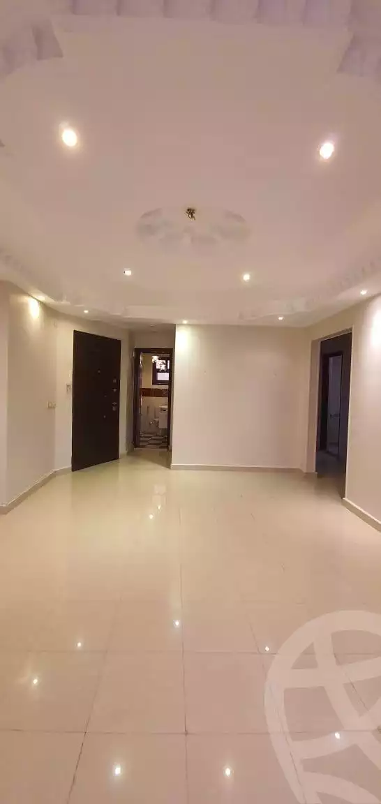 https://aqarmap.com.eg/en/listing/6075855-for-sale-cairo-mokattam-compounds-kmbwnd-jwldn-jyts