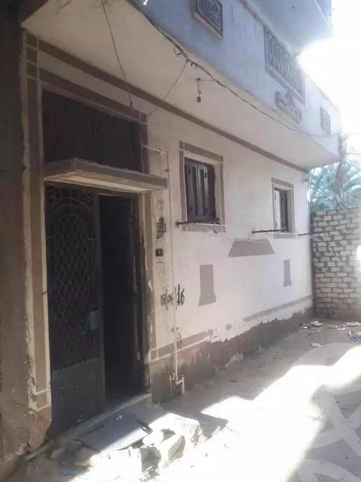 https://aqarmap.com.eg/ar/listing/6076025-for-sale-alexandria-bys