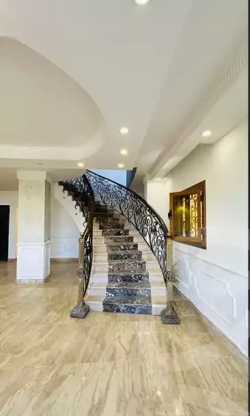 https://aqarmap.com.eg/en/listing/6076986-for-rent-cairo-mokattam-lhdb-l-ly