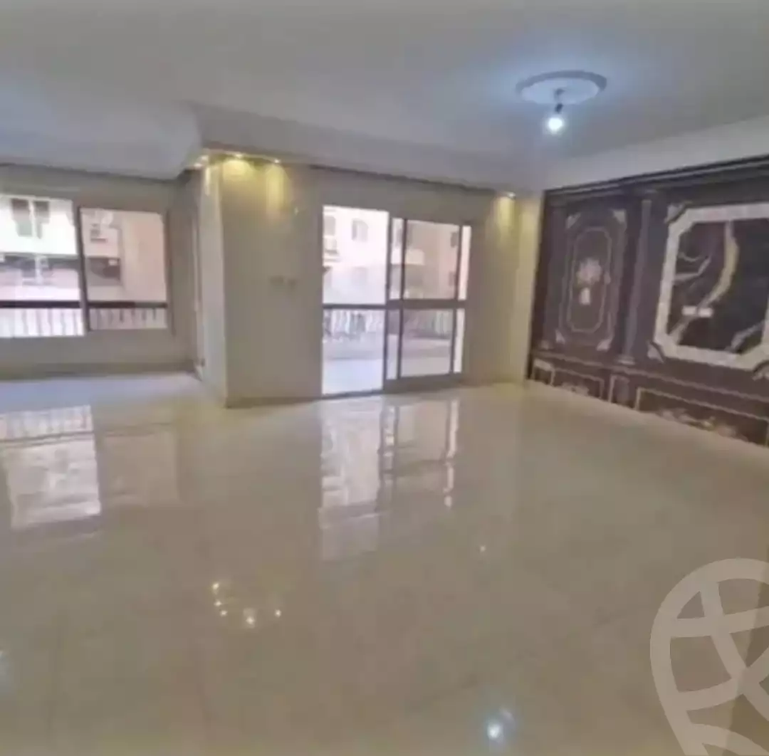 https://aqarmap.com.eg/en/listing/6077123-for-rent-cairo-mokattam-lhdb-l-ly-shr-krym-bnwn