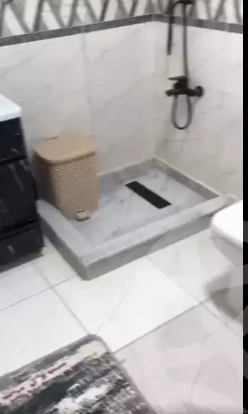 https://aqarmap.com.eg/en/listing/6078389-for-sale-cairo-ain-shams-el-naam-mostafa-hafez-st