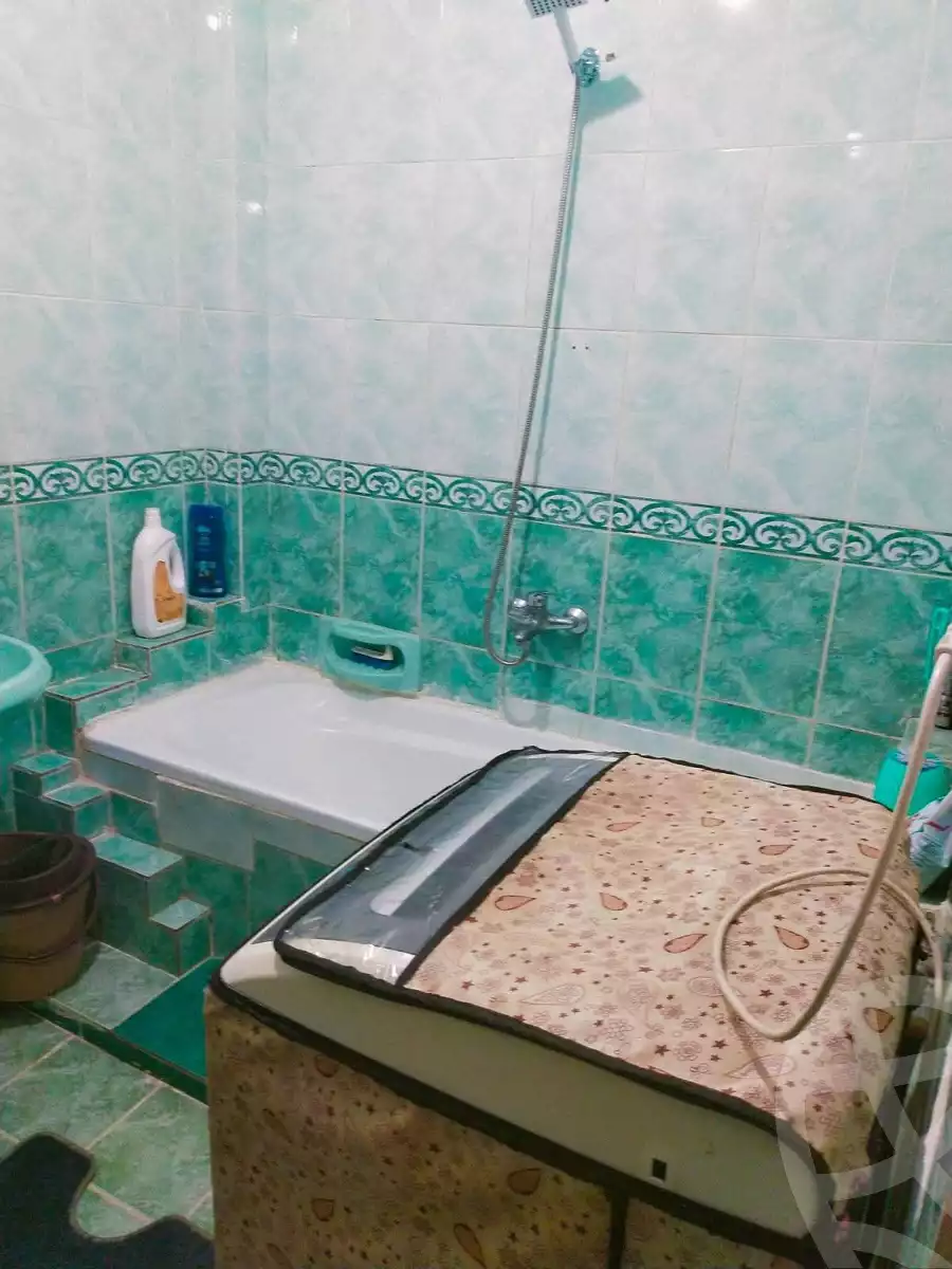 https://aqarmap.com.eg/en/listing/6078401-for-sale-alexandria-l-jmy-el-hanouvel-el-kholafaa-el-rashdeen-st