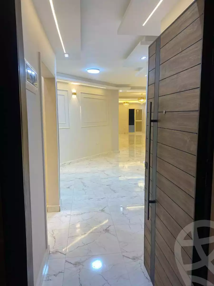 https://aqarmap.com.eg/en/listing/6078672-for-sale-cairo-helwan-helwan-el-sharkeya-borhan-st