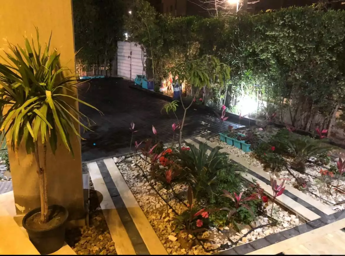 https://aqarmap.com.eg/en/listing/6079489-for-sale-cairo-new-cairo-compounds-the-square