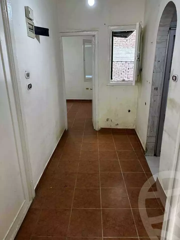 https://aqarmap.com.eg/ar/listing/6082250-for-sale-alexandria-moharram-bey-el-rasafa-st