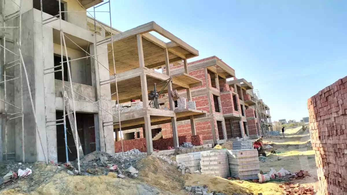 https://aqarmap.com.eg/en/listing/6082784-for-sale-cairo-el-sheikh-zayed-city-lshykh-zyd-ljdyd-zayard-north-strike-compound-palmier