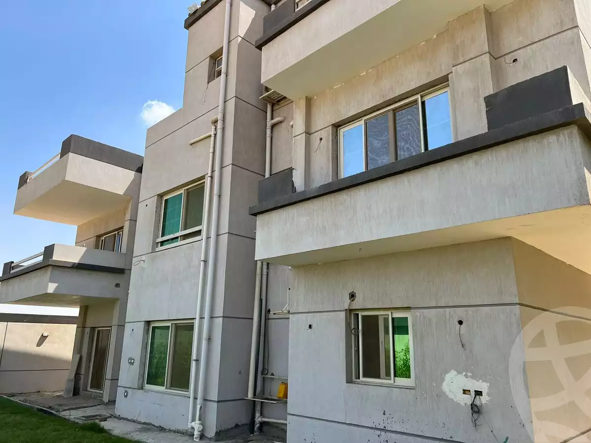 https://aqarmap.com.eg/en/listing/6082834-for-sale-cairo-el-sheikh-zayed-city-green-revolution