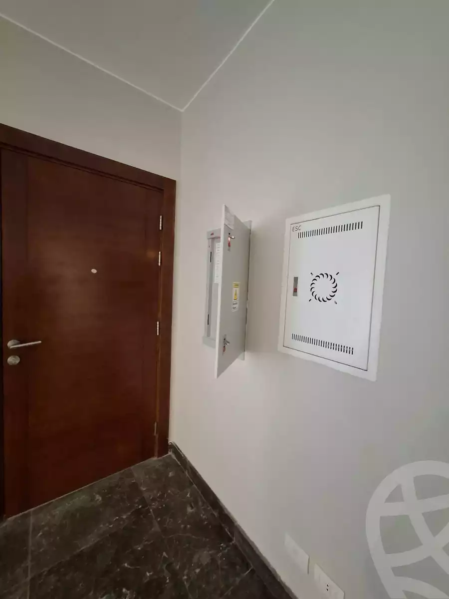 https://aqarmap.com.eg/en/listing/6083510-for-sale-cairo-6th-of-october-hadaeq-october-kmbwnd-fy-hdyq-ktwbr-o-west-tulwa-o-west