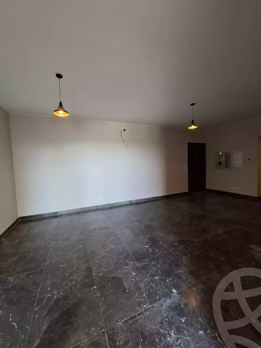 https://aqarmap.com.eg/en/listing/6083510-for-sale-cairo-6th-of-october-hadaeq-october-kmbwnd-fy-hdyq-ktwbr-o-west-tulwa-o-west