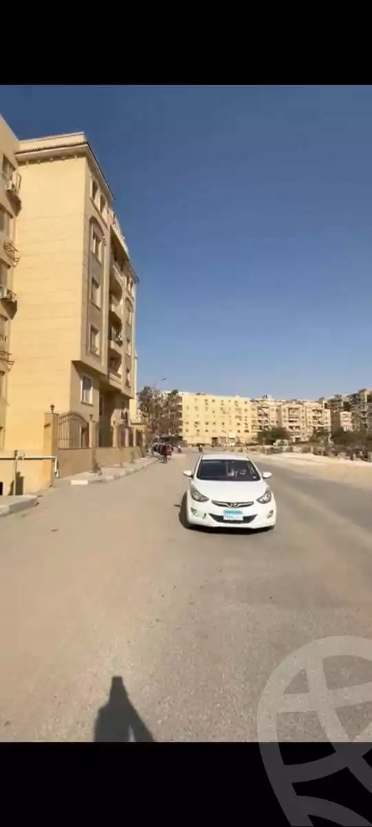 https://aqarmap.com.eg/ar/listing/6083886-for-sale-cairo-mokattam-el-hadabah-el-wosta-el-mantaqa-el-talta-al-rawda-resort-road