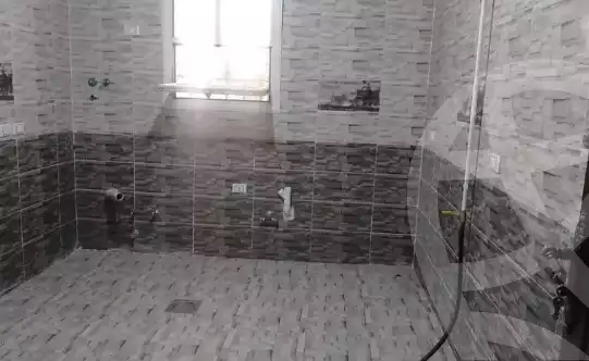 https://aqarmap.com.eg/en/listing/6085391-for-rent-cairo-al-oubour-el-hay-el-taseaa-el-thaqafa-st