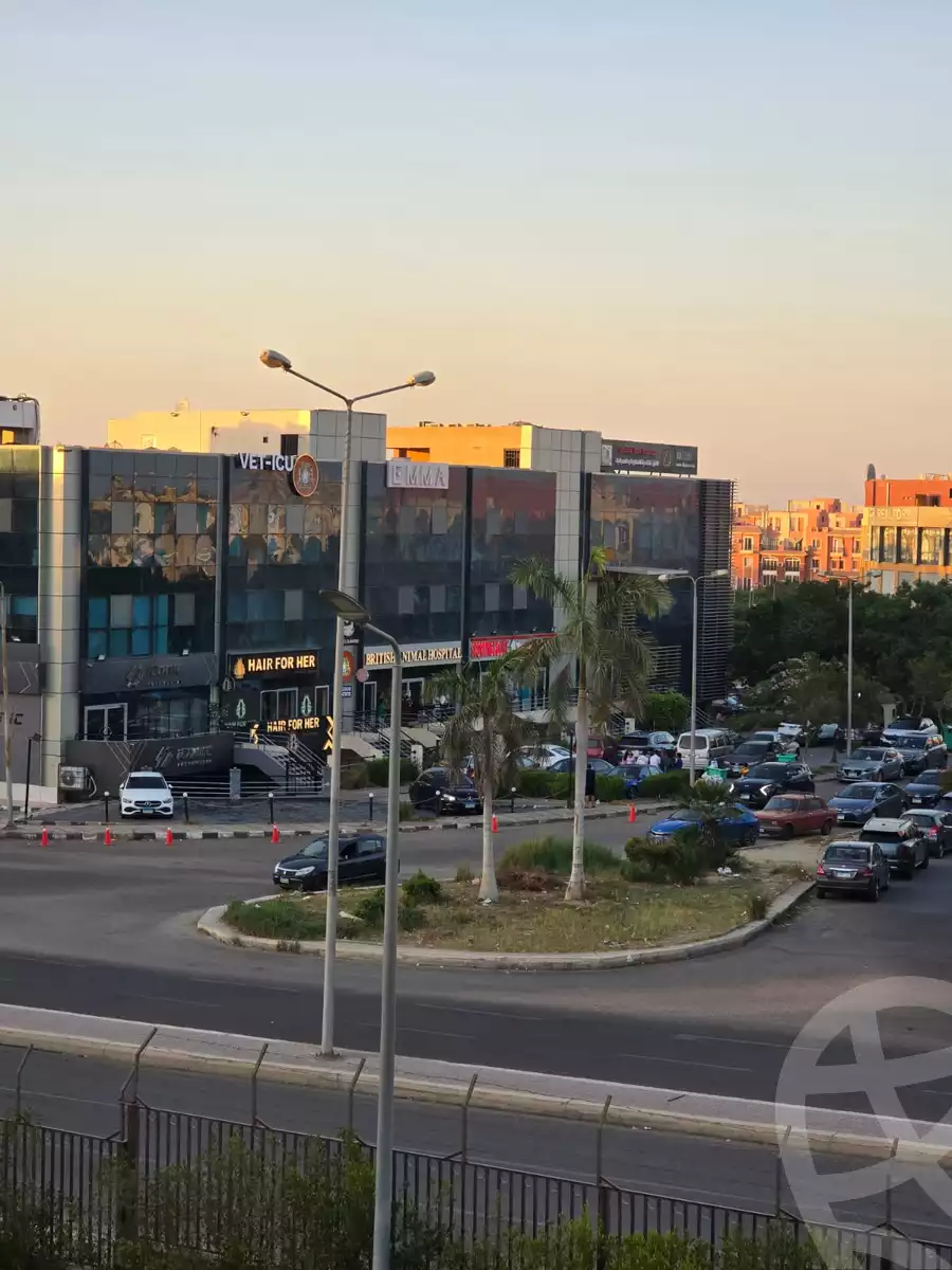 https://aqarmap.com.eg/en/listing/6086030-for-sale-cairo-el-sheikh-zayed-city-compounds-dr-msr