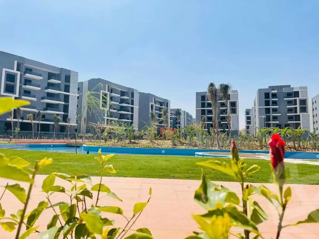 https://aqarmap.com.eg/ar/listing/6086488-for-sale-cairo-6th-of-october-hadaeq-october-kmbwnd-fy-hdyq-ktwbr-sun-capital