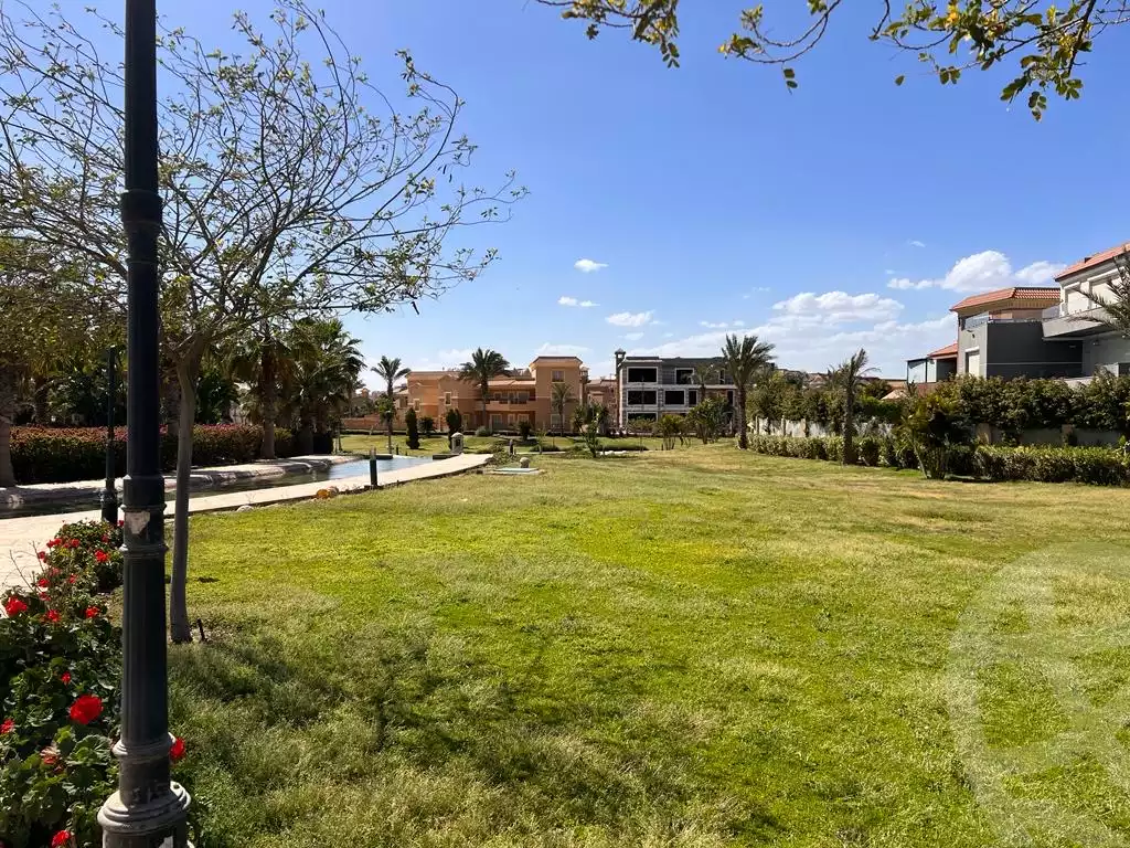 https://aqarmap.com.eg/en/listing/6083187-for-sale-cairo-new-cairo-compounds-les-rois