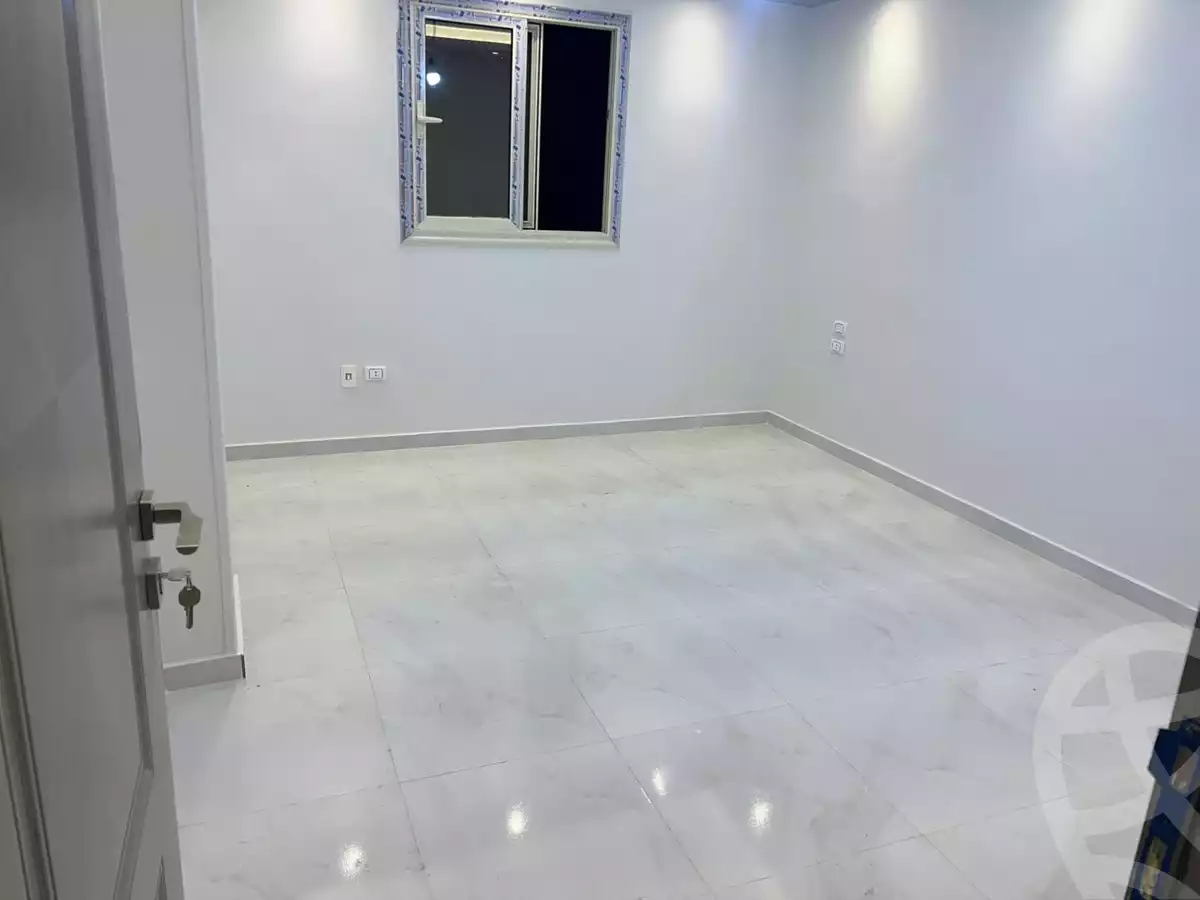 https://aqarmap.com.eg/ar/listing/6087656-for-rent-cairo-mokattam-lhdb-l-ly-manteqt-ganob-s