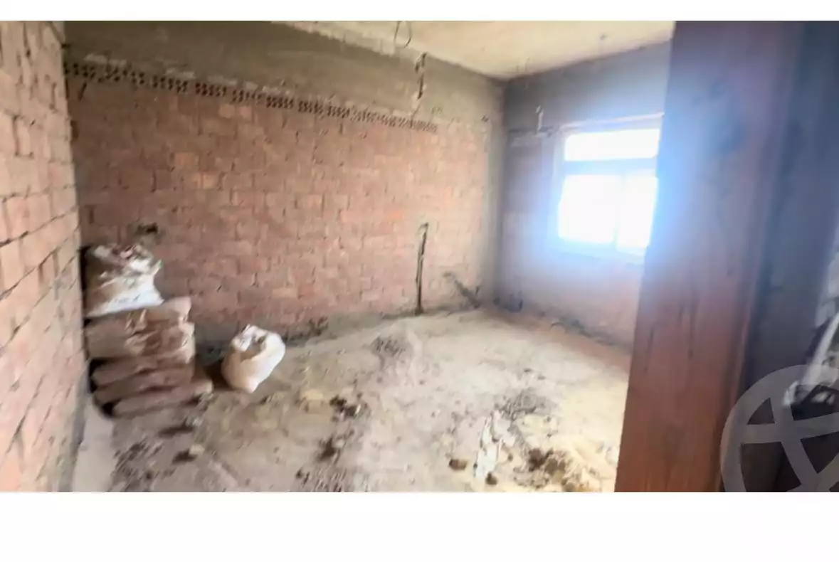 https://aqarmap.com.eg/en/listing/6087830-for-sale-cairo-new-cairo-compounds-life-view