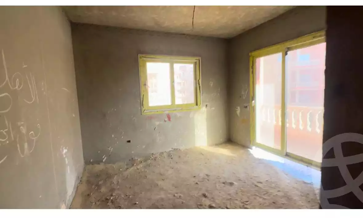 https://aqarmap.com.eg/en/listing/6087830-for-sale-cairo-new-cairo-compounds-life-view