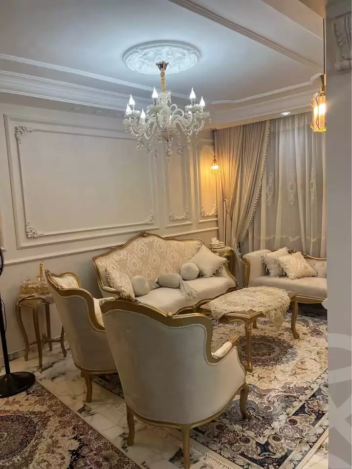 https://aqarmap.com.eg/ar/listing/6088071-for-sale-alexandria-new-miami-street-16