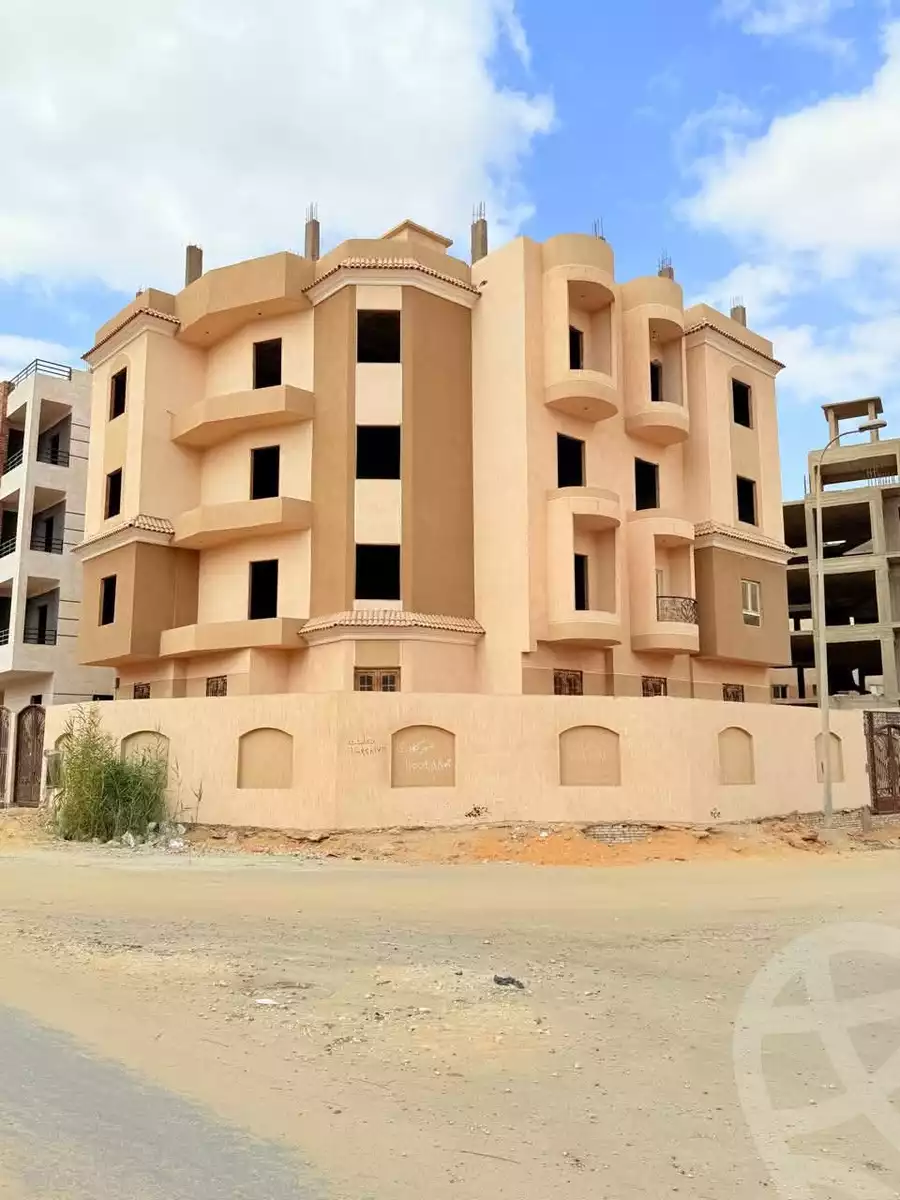https://aqarmap.com.eg/en/listing/6088512-for-sale-cairo-6th-of-october-hadaeq-october-lmntq-lsyhy-b