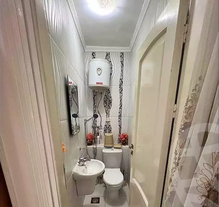 https://aqarmap.com.eg/en/listing/6089380-for-sale-alexandria-camp-cesar-port-said-street