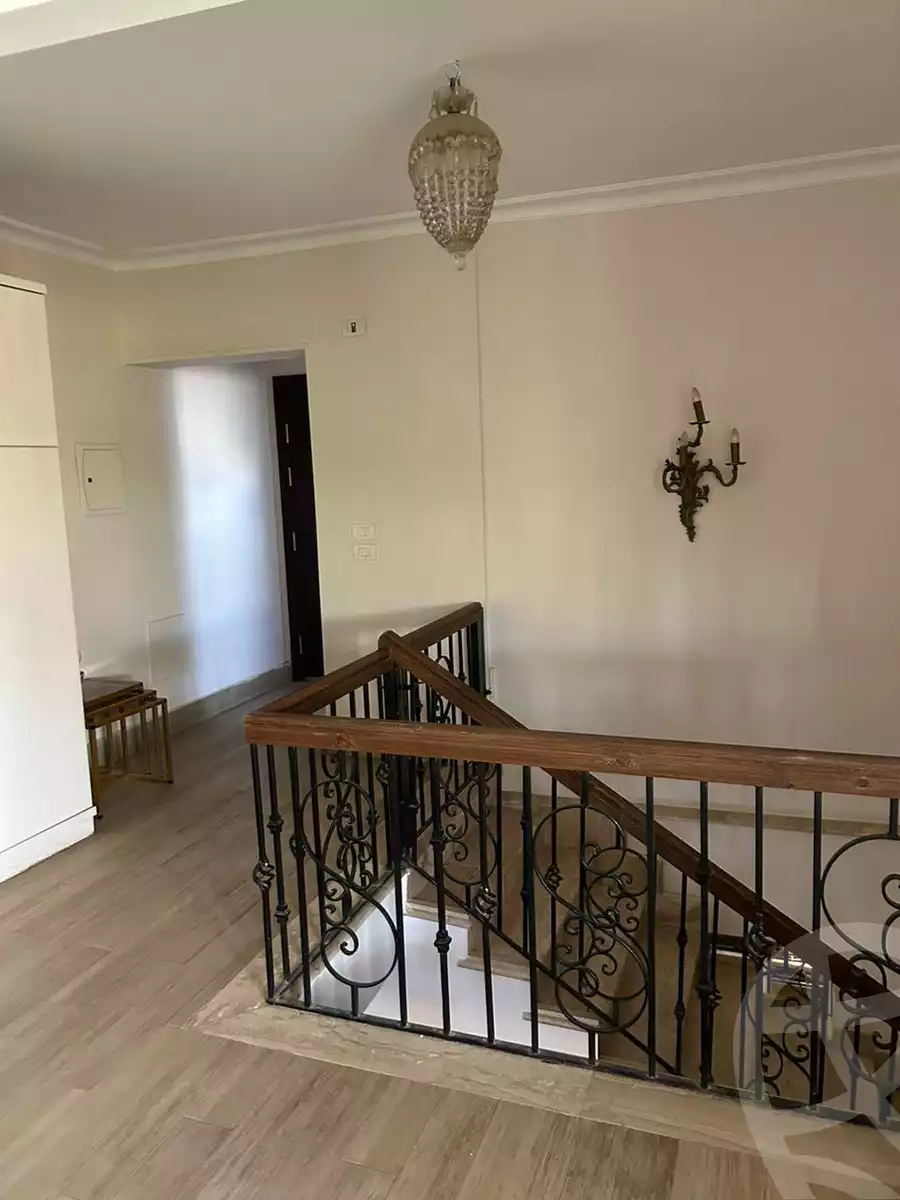 https://aqarmap.com.eg/en/listing/6090981-for-sale-cairo-el-sheikh-zayed-city-compounds-green-3