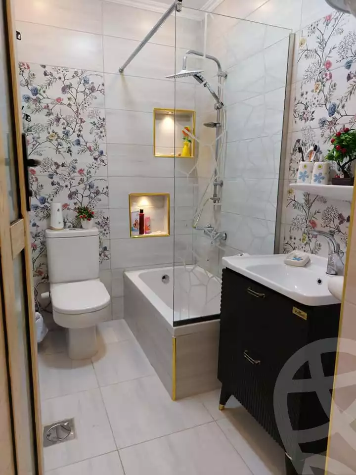 https://aqarmap.com.eg/en/listing/6091072-for-sale-gharbia-tanta-tanta-city-el-fateh-st