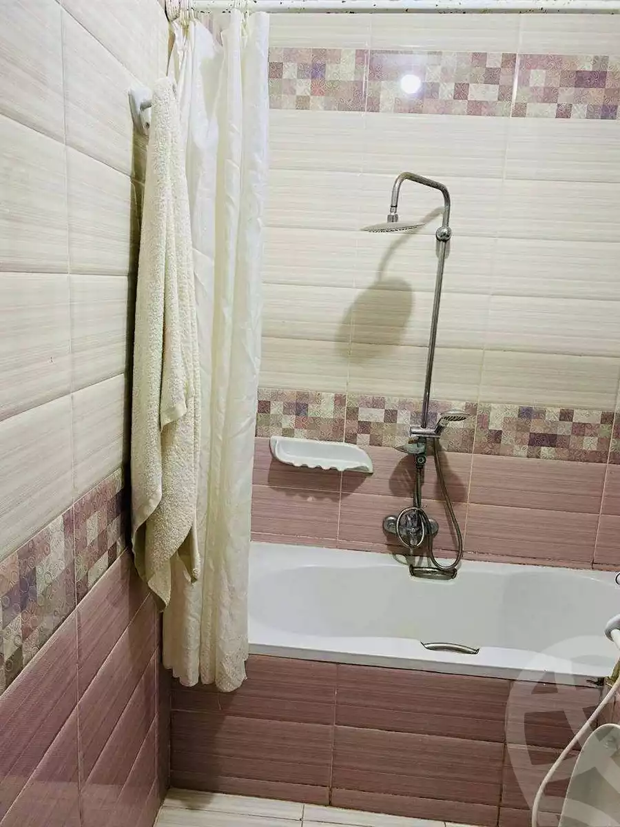 https://aqarmap.com.eg/en/listing/6092640-for-sale-alexandria-l-jmy-el-hanouvel-el-warsha-st
