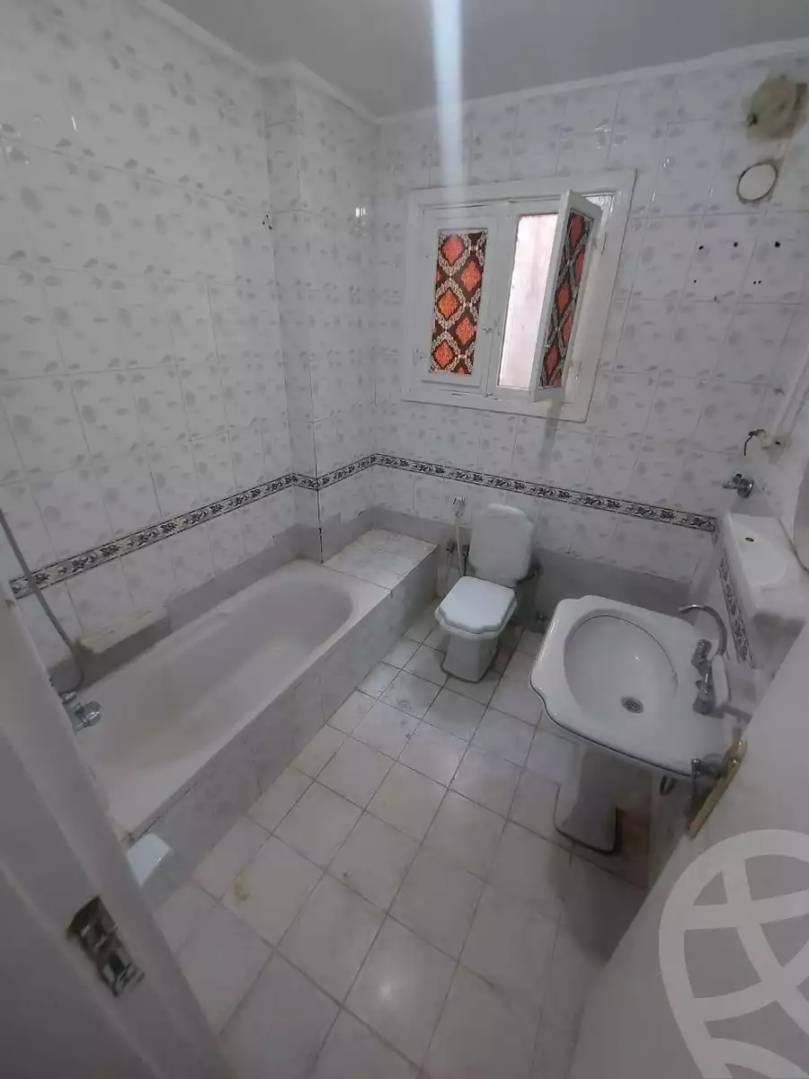 https://aqarmap.com.eg/ar/listing/6092800-for-sale-cairo-helwan-hadayek-helwan-el-shareef
