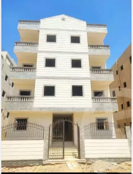 https://aqarmap.com.eg/ar/listing/6056990-for-sale-cairo-badr-city-hai-el-ashgar-featured-neighborhood