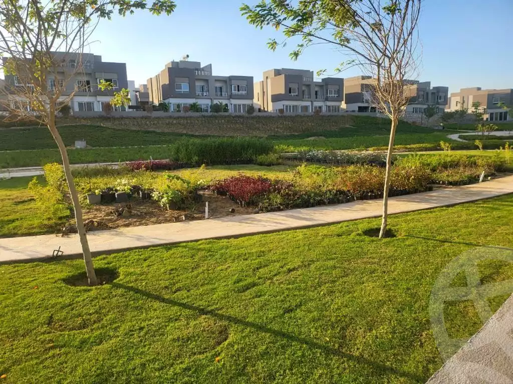https://aqarmap.com.eg/en/listing/6093654-for-sale-cairo-el-sheikh-zayed-city-compounds-etapa