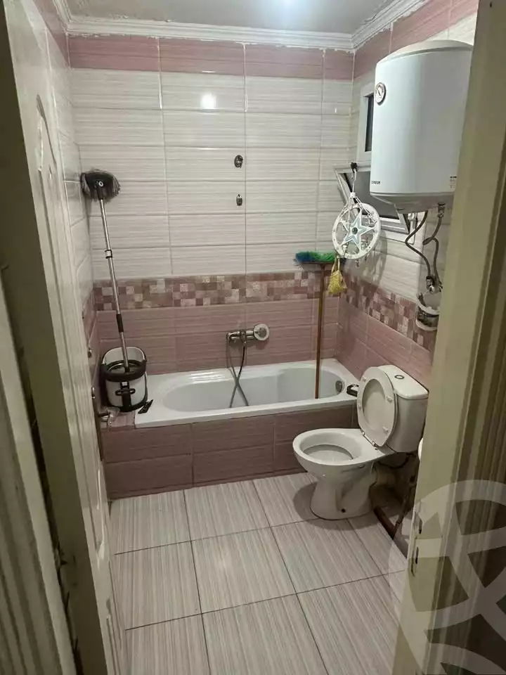 https://aqarmap.com.eg/en/listing/6093940-for-sale-alexandria-lsywf-gamila-abu-herid-st