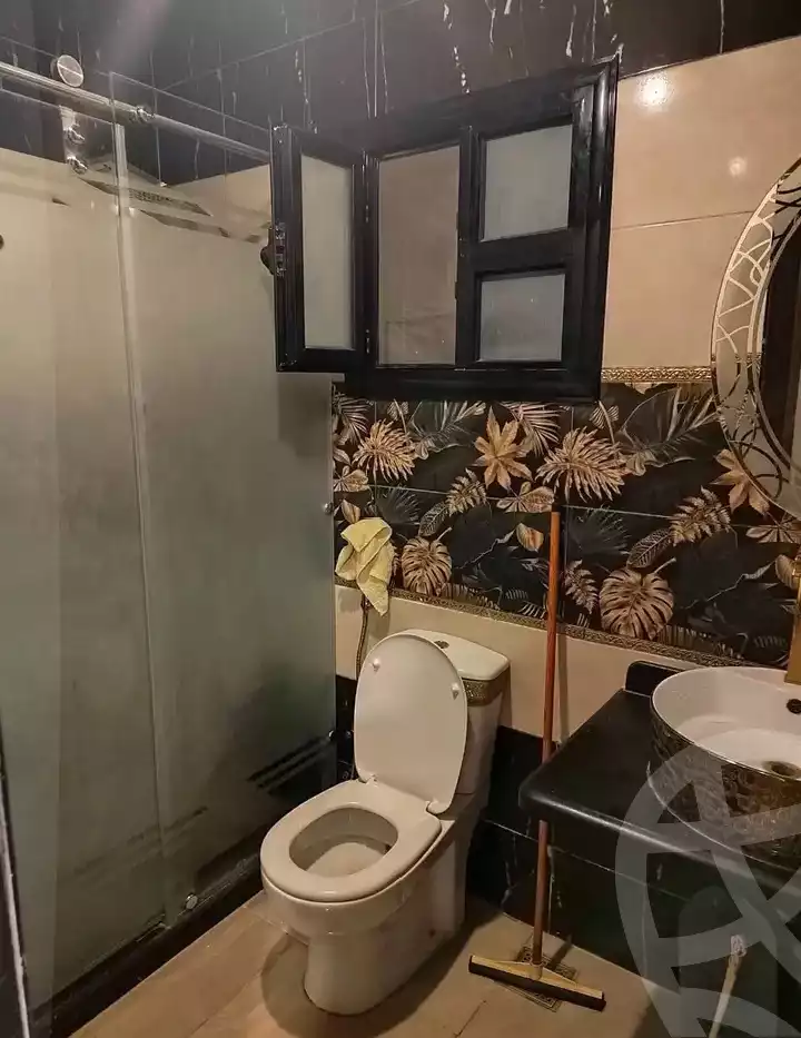 https://aqarmap.com.eg/en/listing/6097192-for-sale-alexandria-l-jmy-lbytsh-bianchiii-el-arbaeen-st