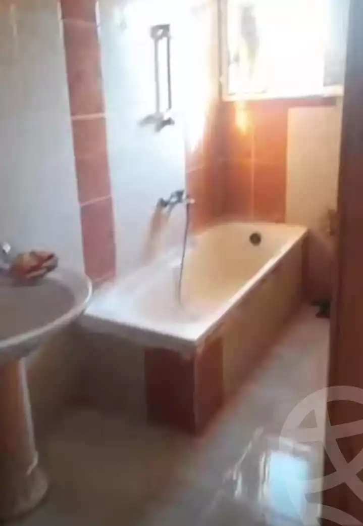 https://aqarmap.com.eg/en/listing/6097295-for-sale-alexandria-l-jmy-lbytsh-el-hay-st