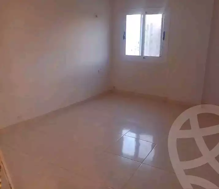 https://aqarmap.com.eg/en/listing/6097440-for-sale-cairo-mokattam-compounds-mwntn-blz