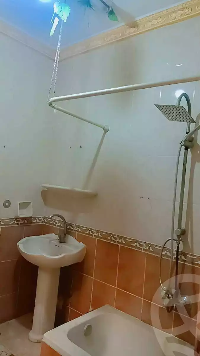 https://aqarmap.com.eg/en/listing/6098301-for-rent-alexandria-l-jmy-el-hanouvel-el-salam-st
